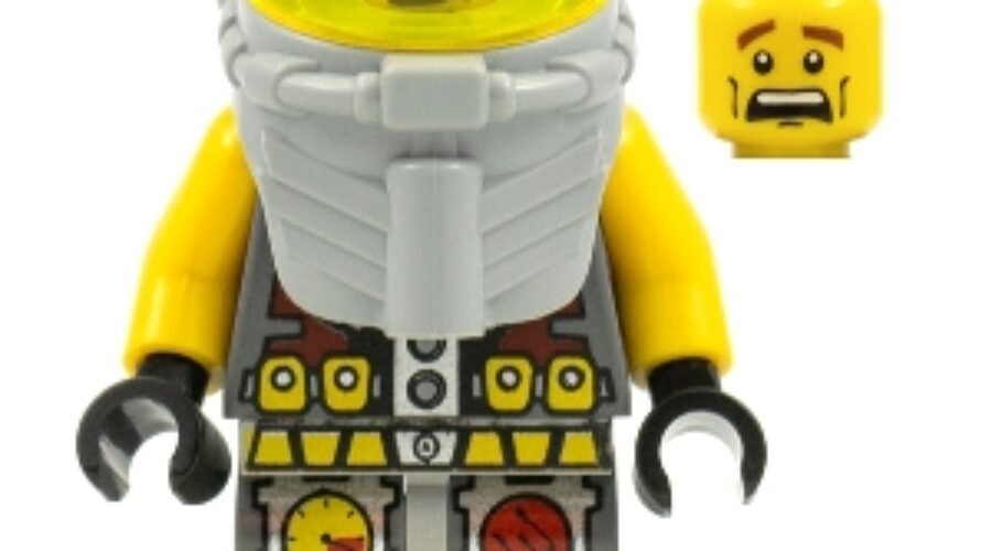 Atlantis Diver 1 - Axel - With Yellow Flippers and Trans-Yellow Visor