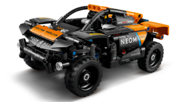 NEOM McLaren Extreme E Race Car